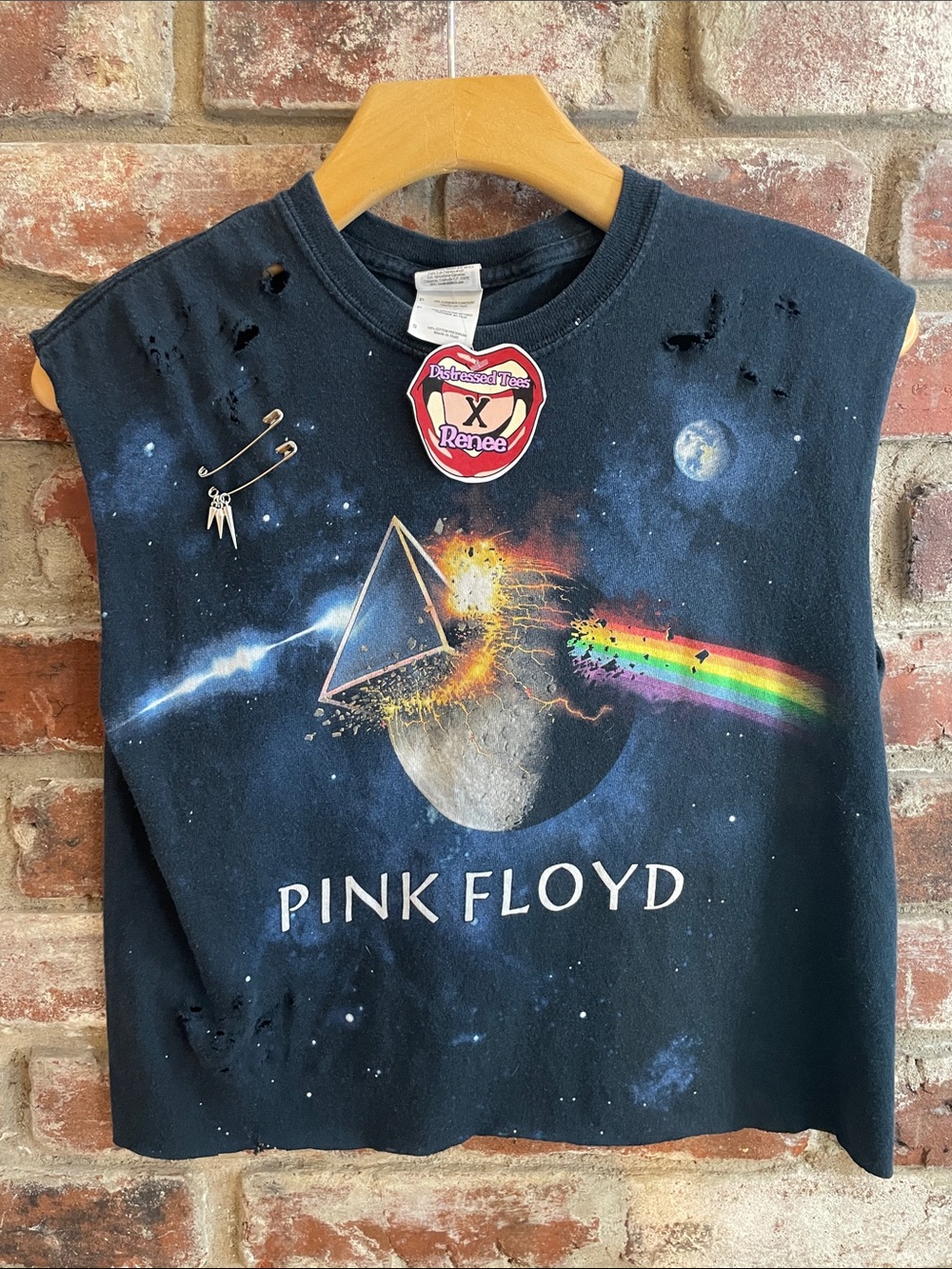 Pink Floyd Black Graphic Muscle Tee - Distressed Band Tank